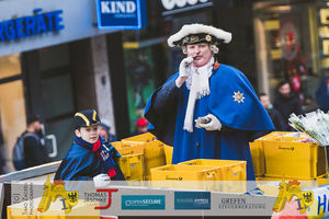 200224_100_Rosenmontagszug-1955.jpg