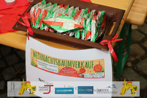 191215_300_Weihnachtsbaumverkauf zugunsten Hospiz am Iterbach-1005.jpg