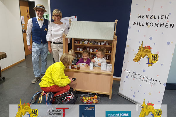 Integratives Familienzentrum Clara Fey Apfelpressaktion