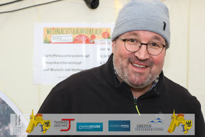 191215_300_Weihnachtsbaumverkauf zugunsten Hospiz am Iterbach-1006.jpg